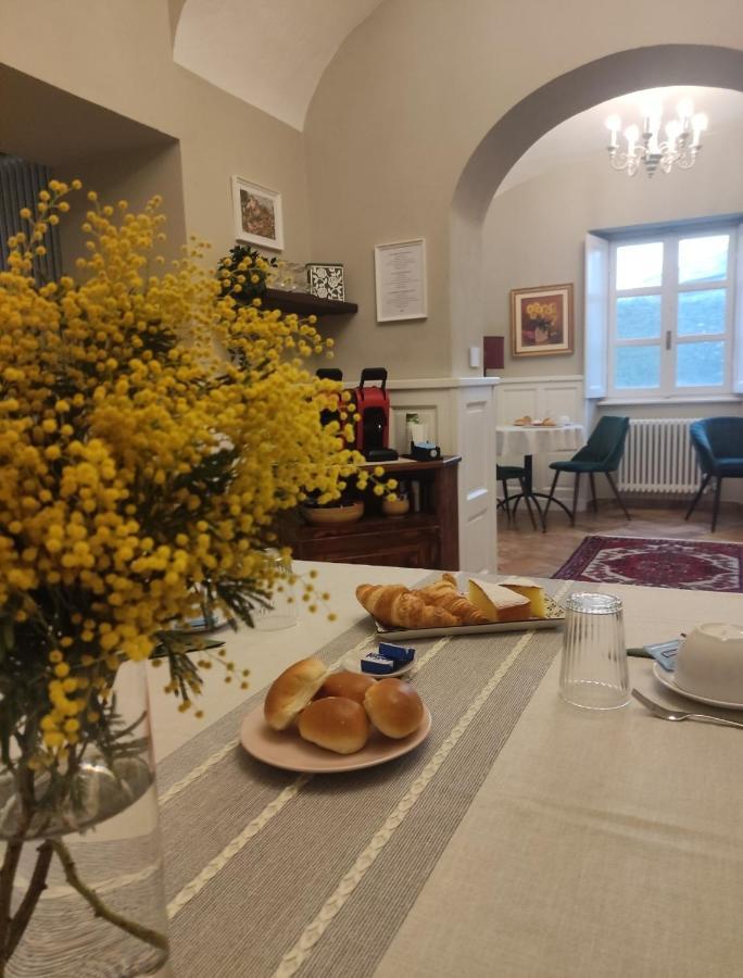 Bed&Breakfast Villa Camilla Ивреа Экстерьер фото